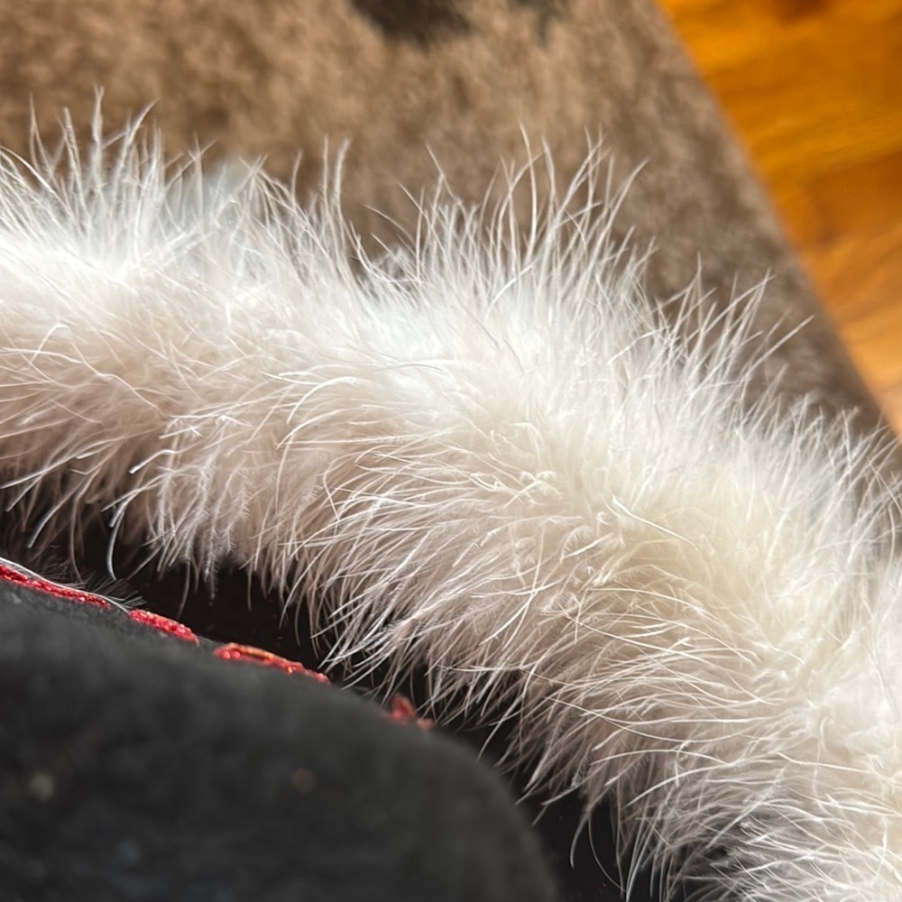 Black flame felt cowboy  hat  White Faux Fur Trim and dangling rhinestones - Picture 6 of 11